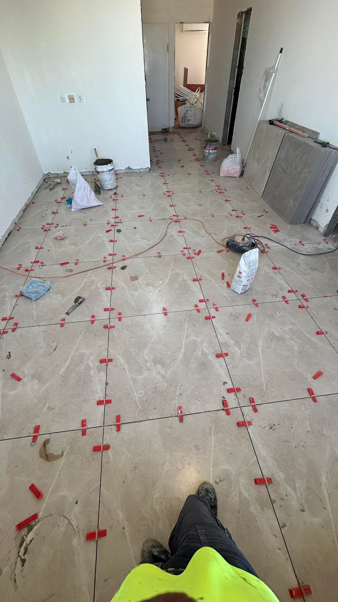 Tile Fixer in Lahore