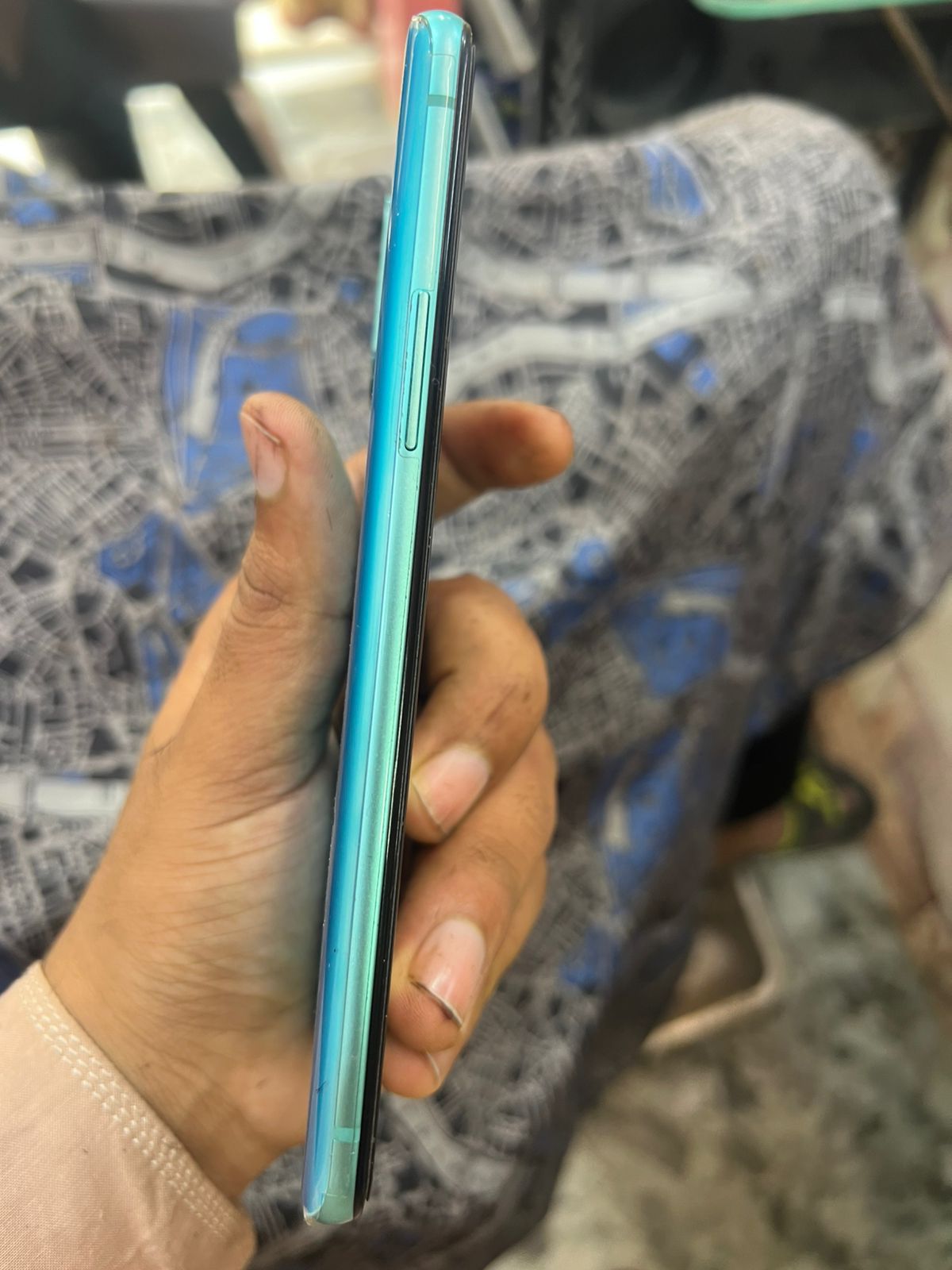 Urgent Sale OnePlus 8T 12/256 Non PTA – 9/10 – Full Box – Lahore – 50k