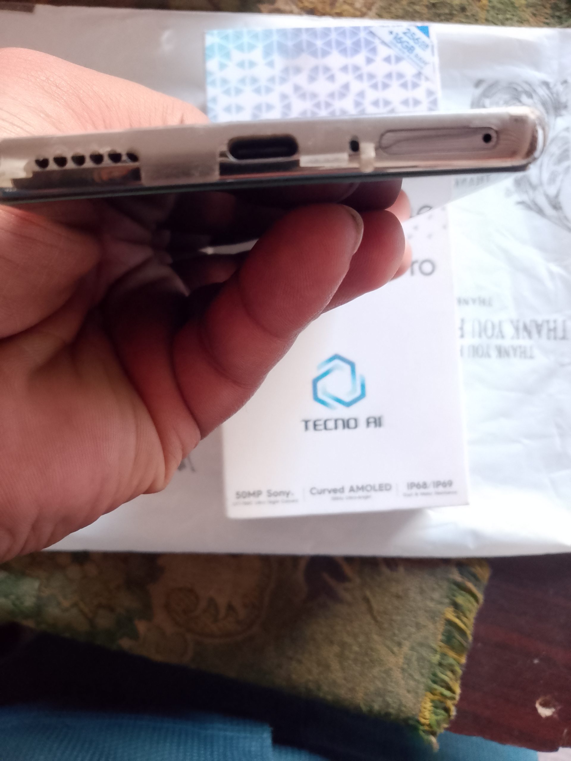 Tecno comen 40 pro argent sell