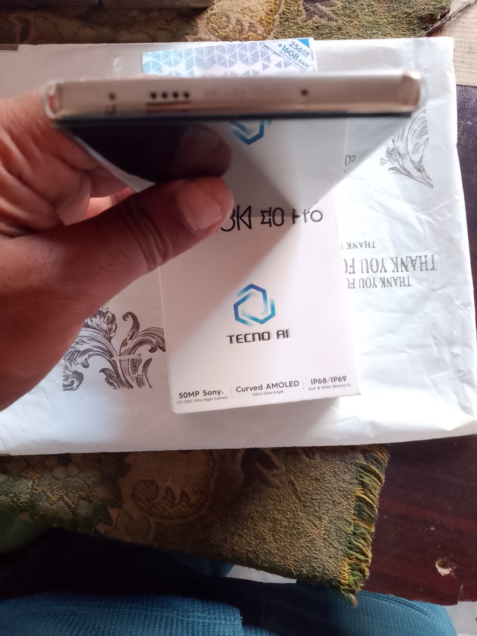 Tecno comen 40 pro argent sell