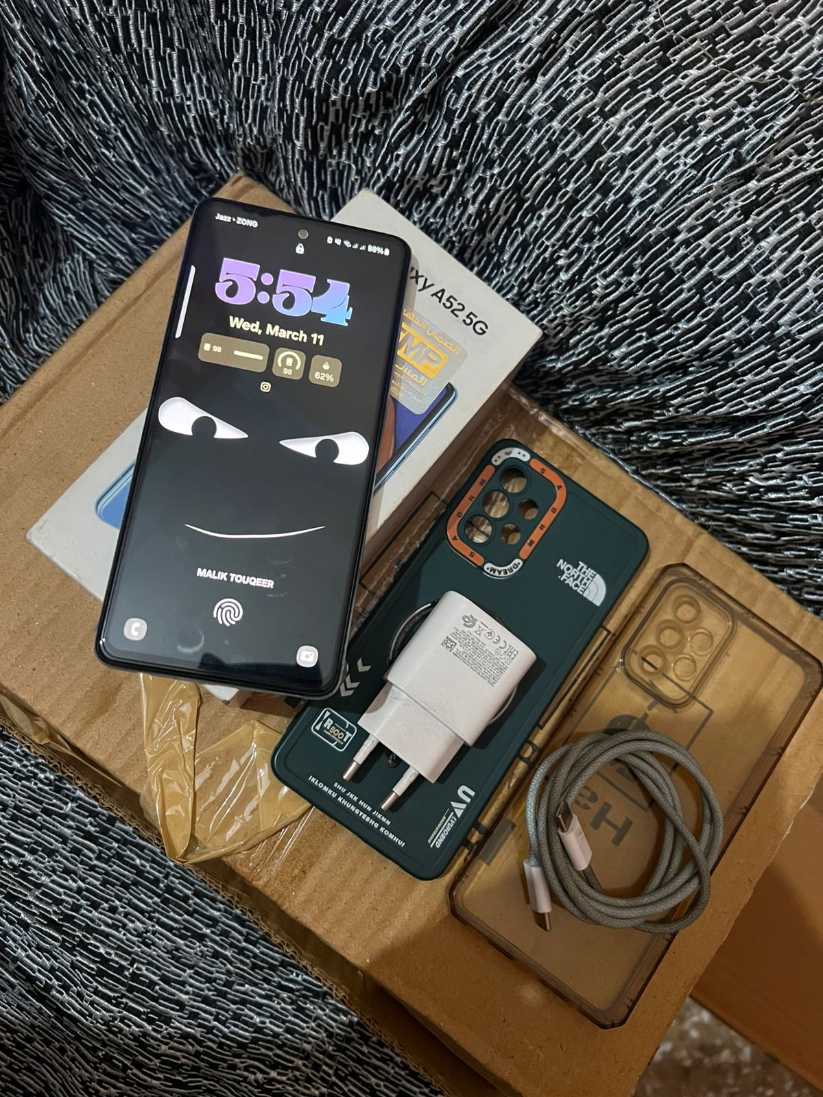 Samsung A52 5G Official Pta Aproved Family Use 8GB/128GB All Oky