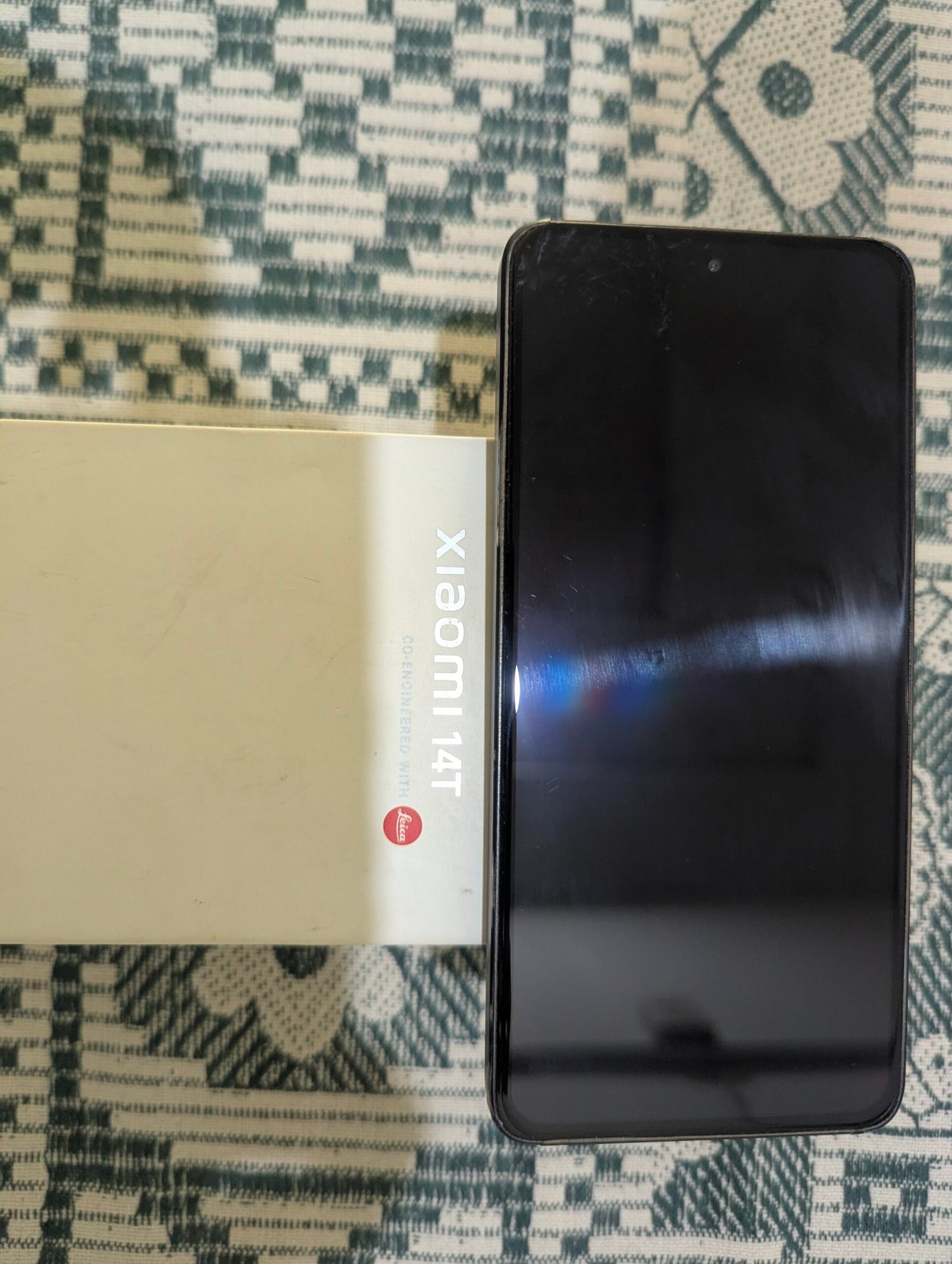 Xiaomi 14t 12+512 (within Warrenty period)