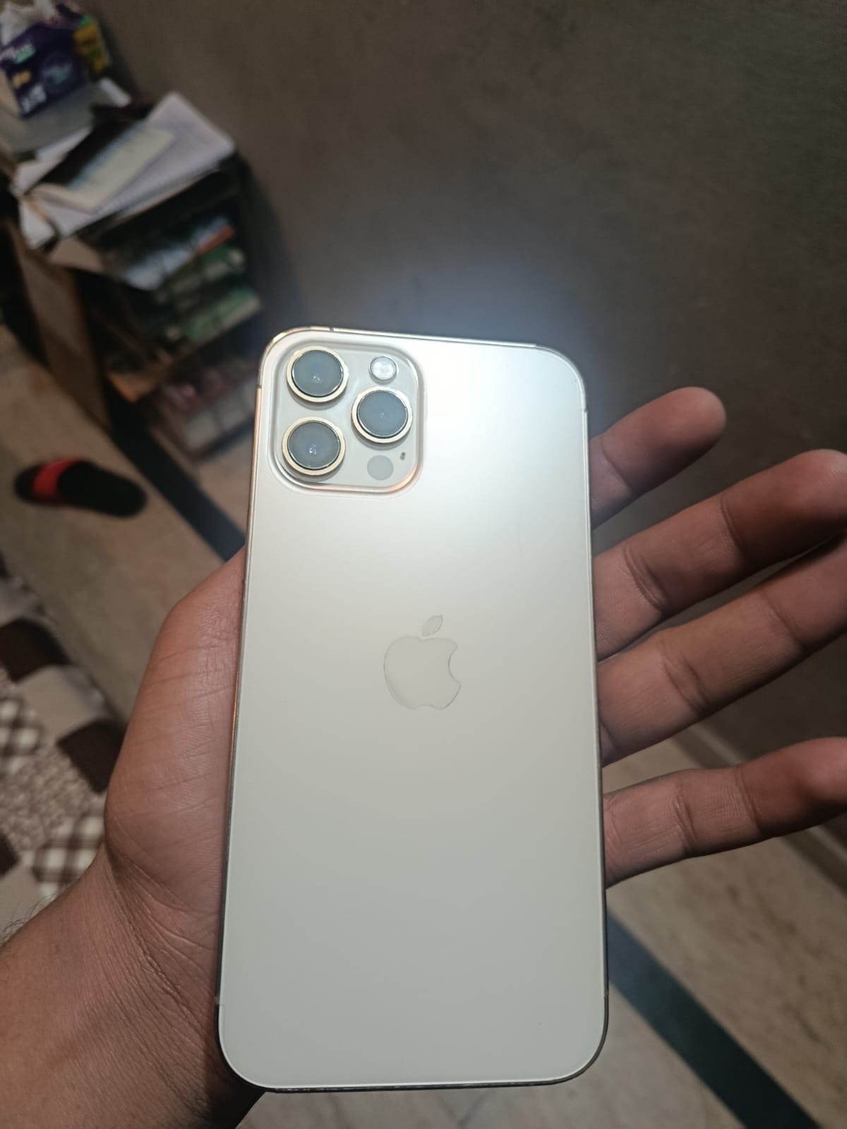 I phone 12 pro max 256