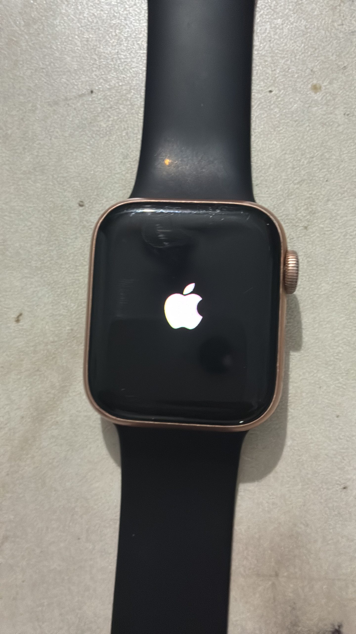 Apple watch series 5 ( 40 mm )