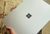 Microsoft Surface Go i5 10th Generation 8Ram 256 nvme