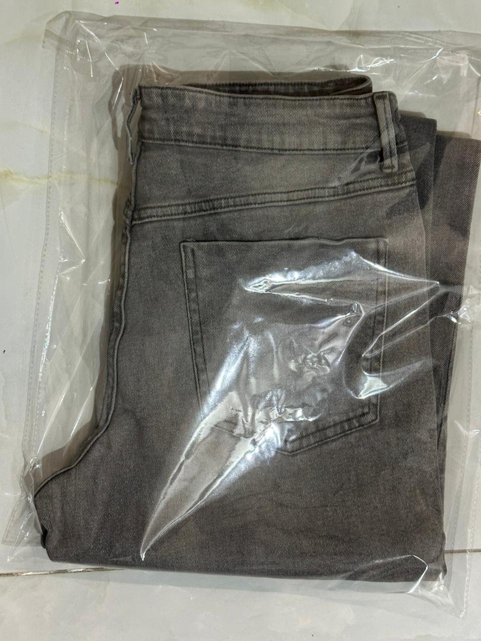 30% OFF Only Jeans 999 Origanl Branded Jeans Gen Z