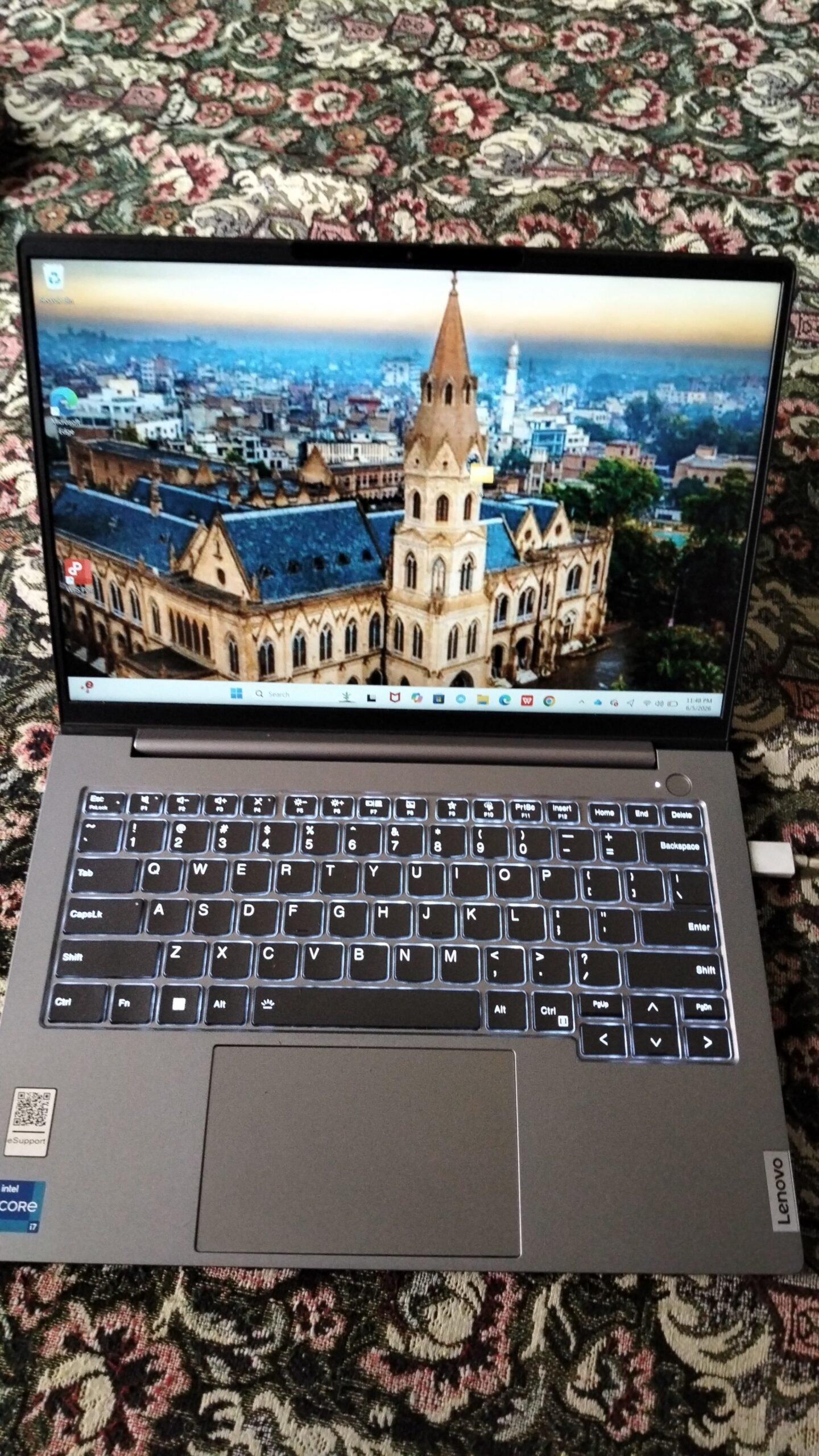 Lenovo laptop For sale