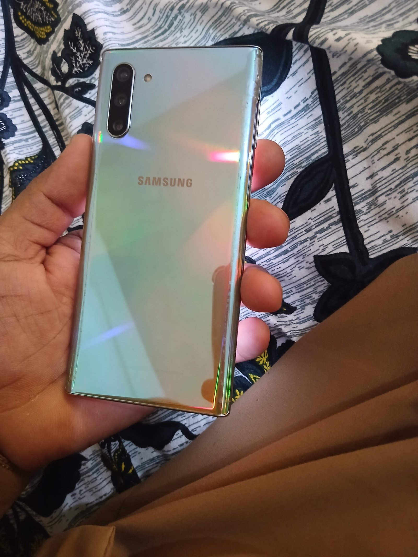 Samsung galaxy note 10 5g 12/256 exchange possible