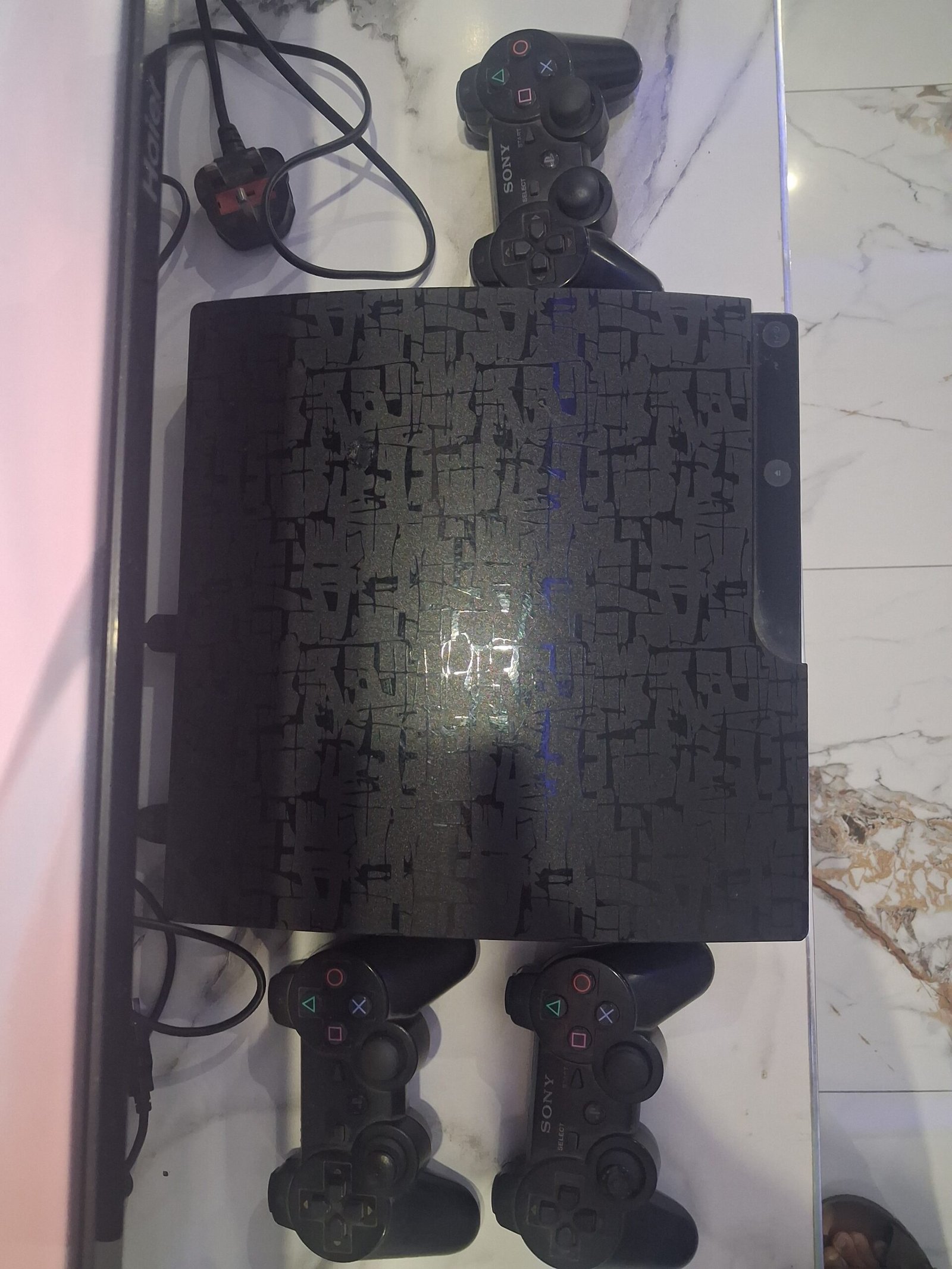 PS 3 JAILBREAK + 3 controller