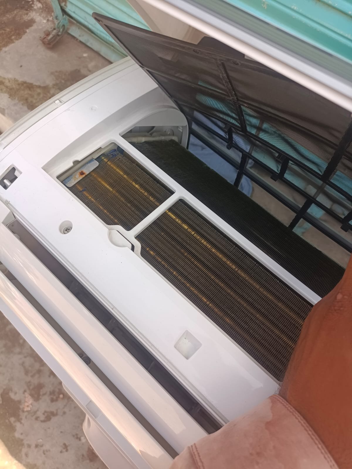 Haier 1.5 TON DC INVTR LASH condition GASS store