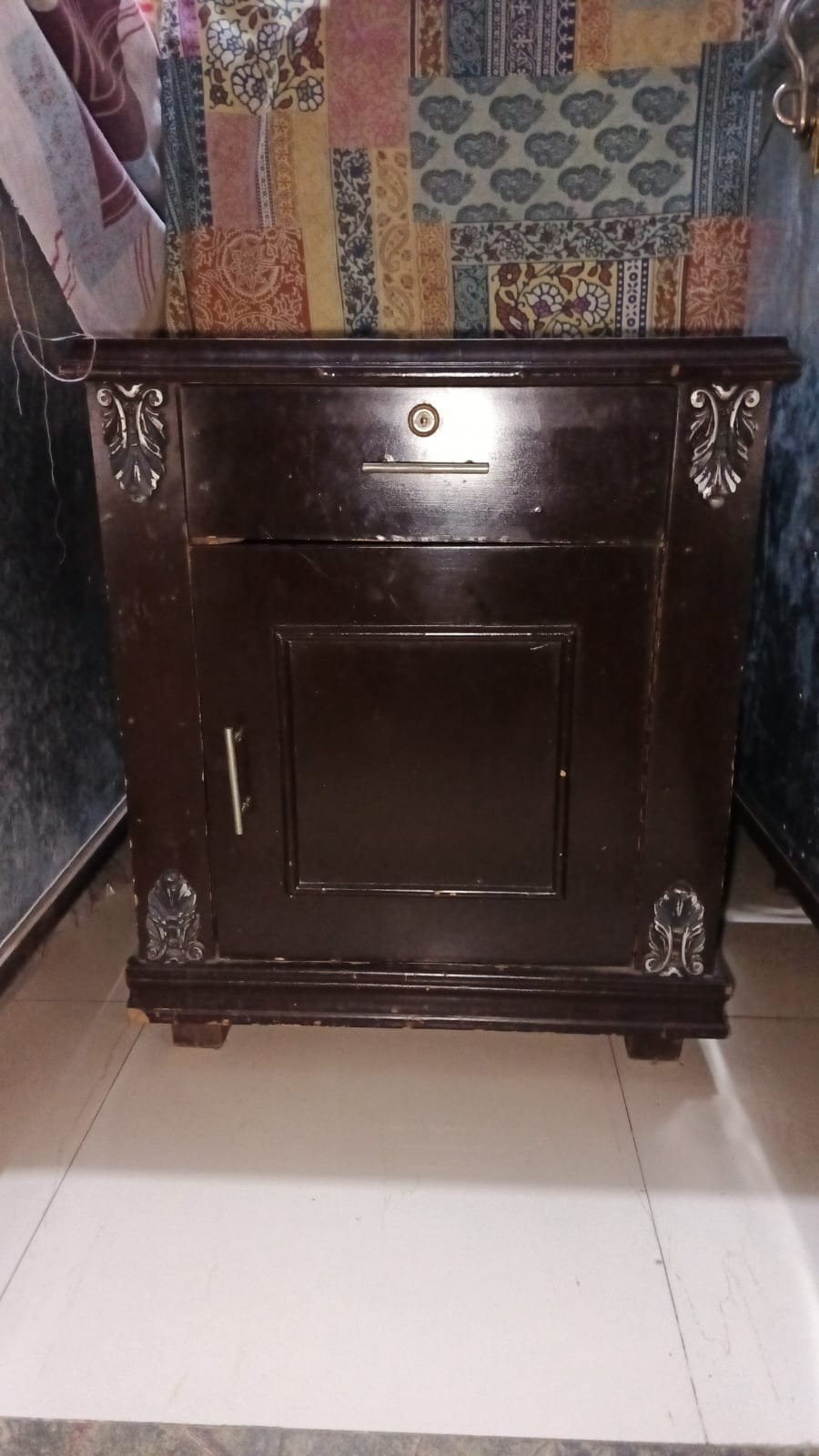 Side Tables and Round Shape Table
