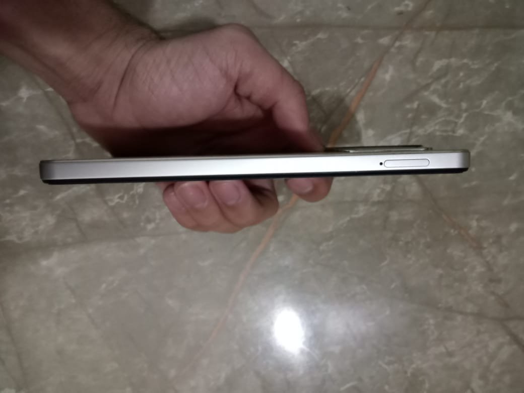 Mobile Zte Nubia A56