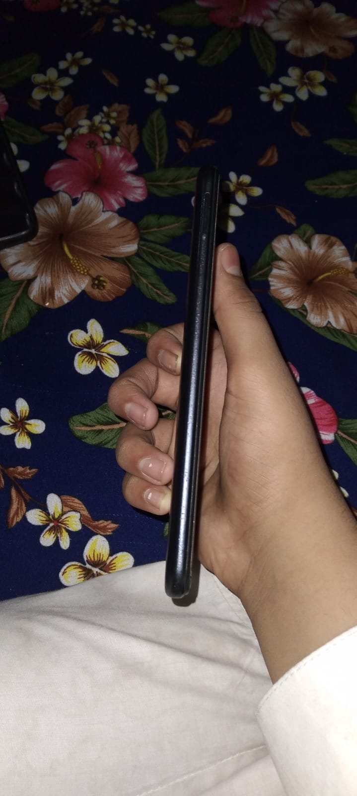 Full ok mobile hai urgent sell kar Raha ho price fix hai