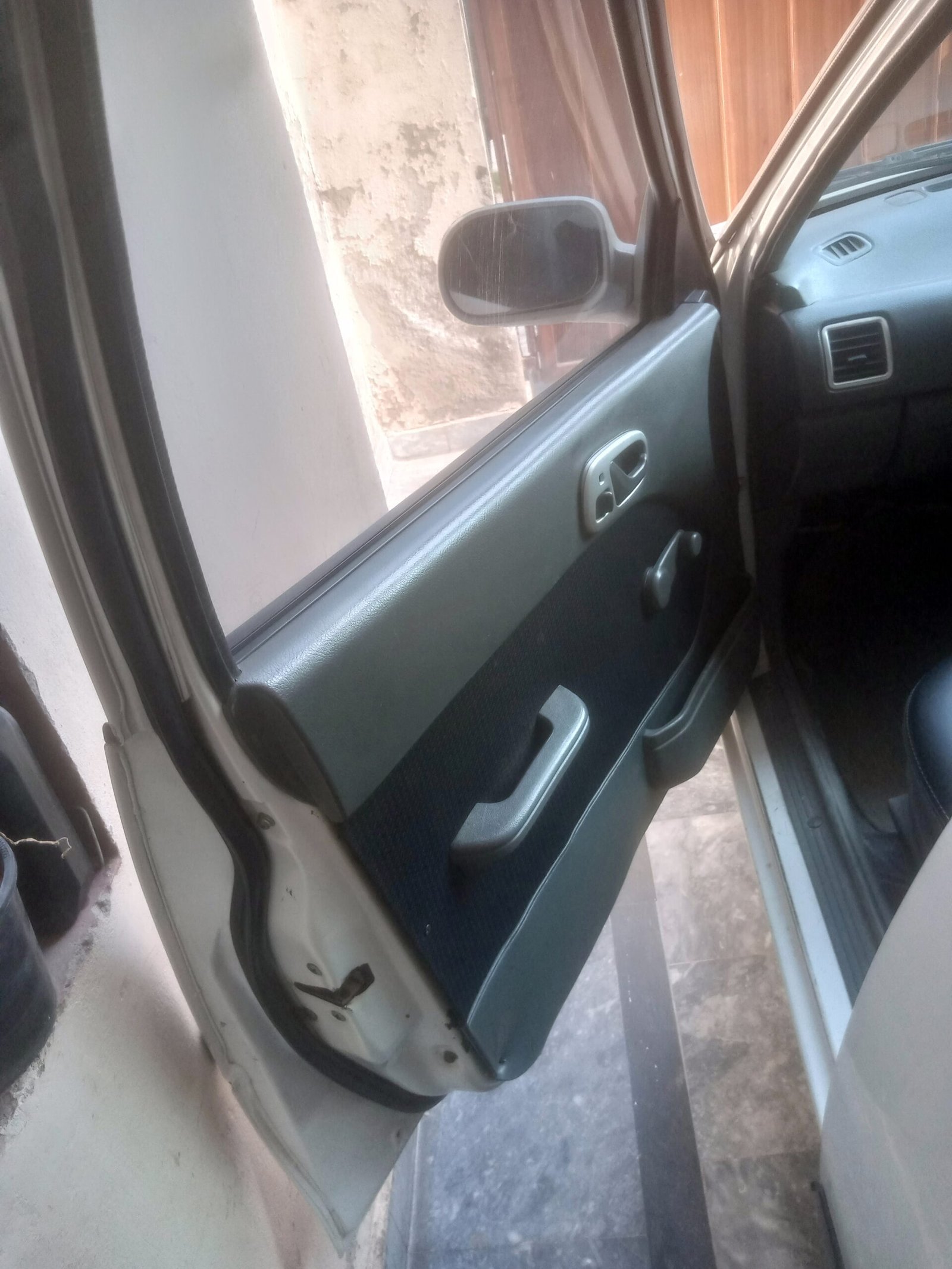 Suzuki Cultus 2015 White Karachi registered
