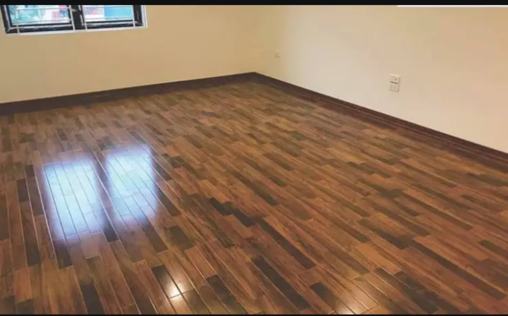 Wooden flooring matt semi gloss high gloss