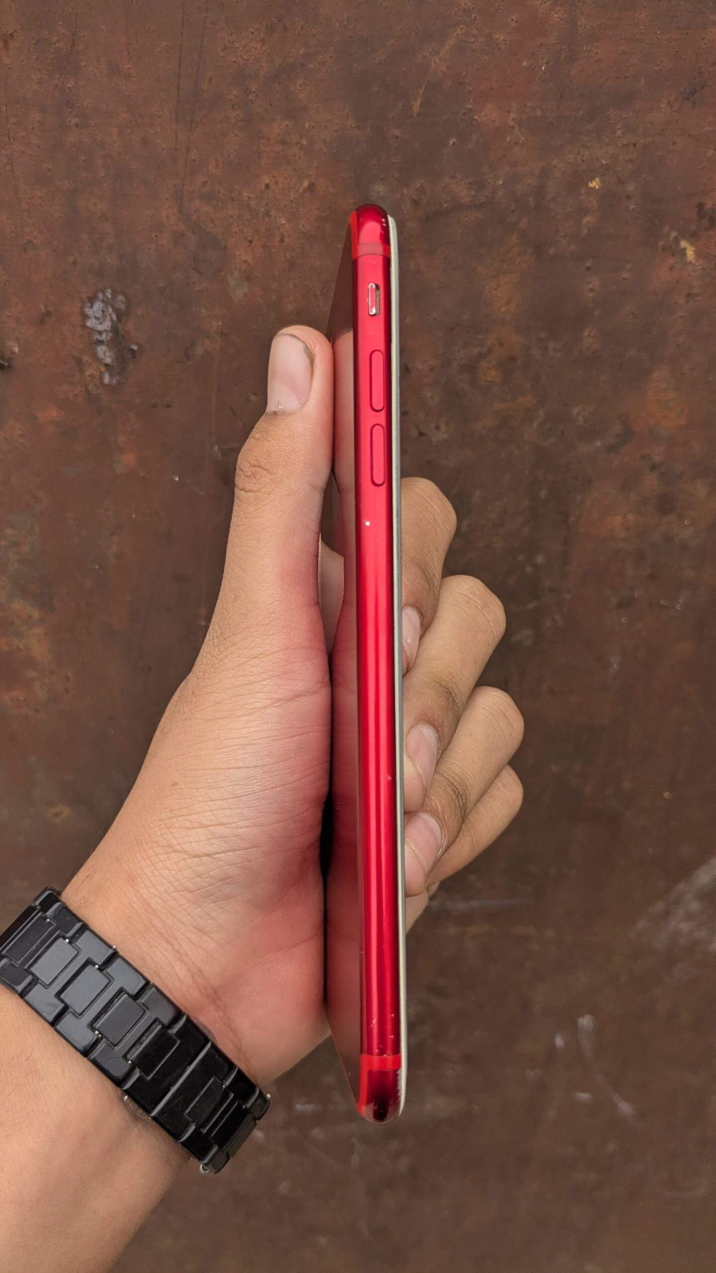 iphone 7 plus 128 gb pta aproved hai batery change ha
