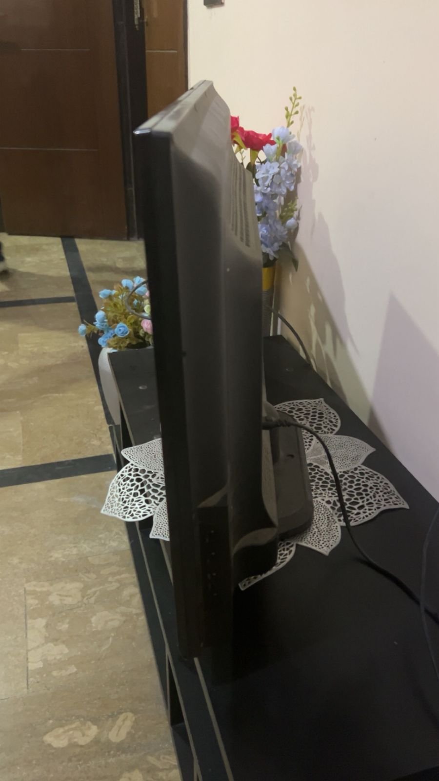 TCL 32-Inch LED TV for Sale
