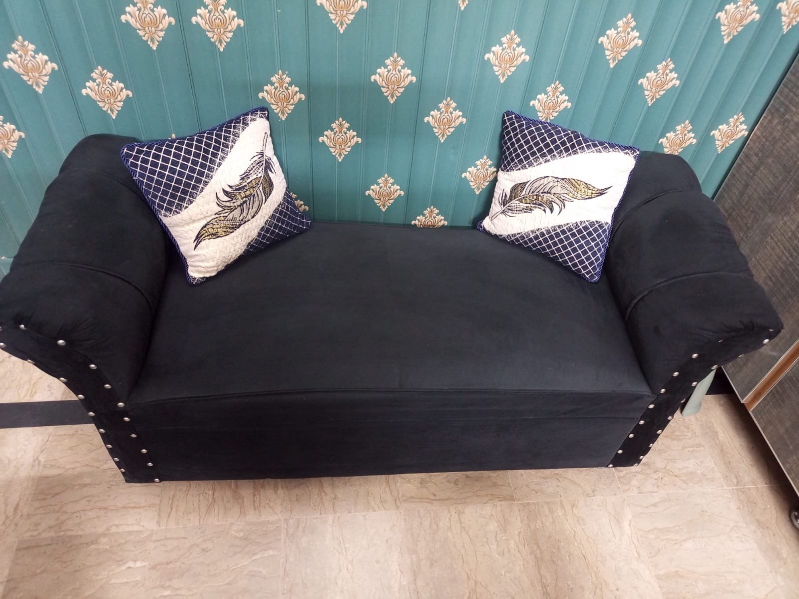 dewan sofa for sale