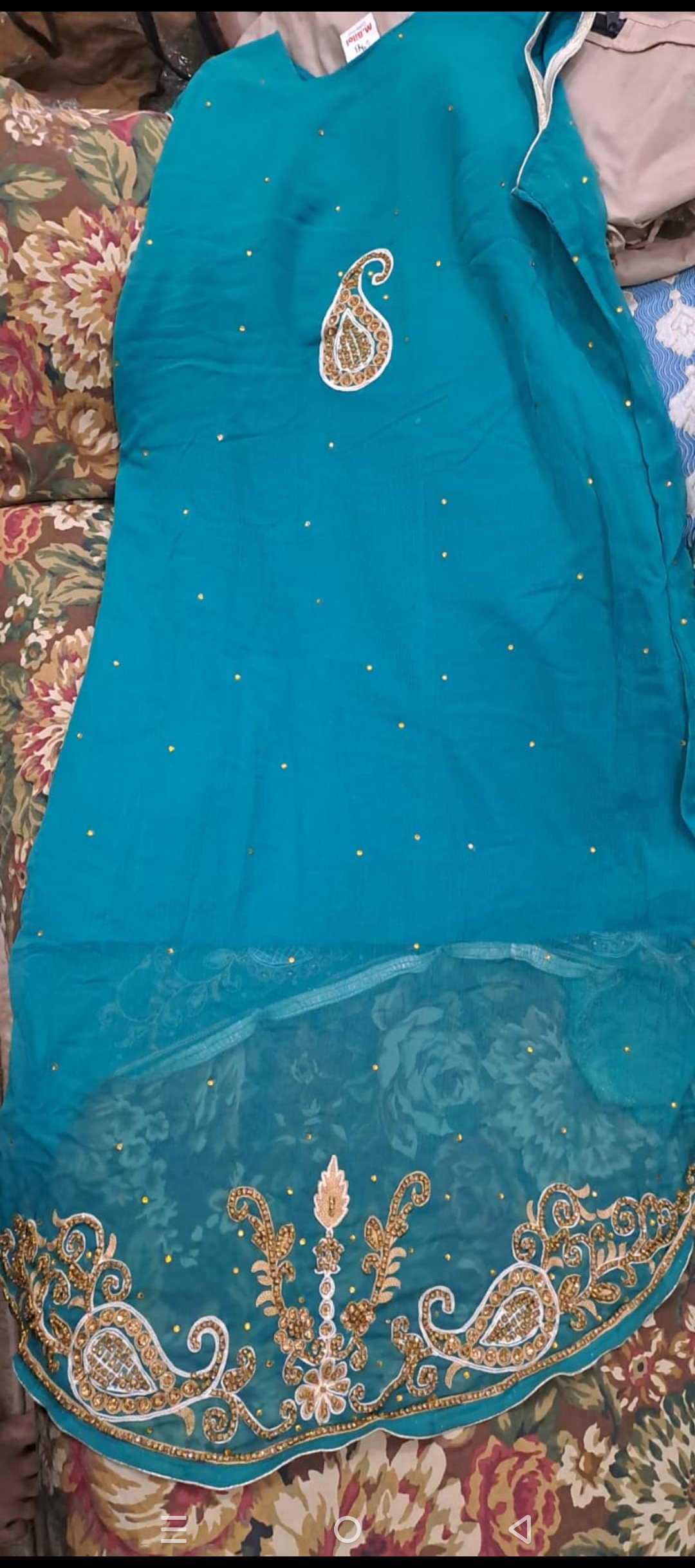 2 unstiched suits only in 6000 total