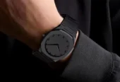 Black aura watch