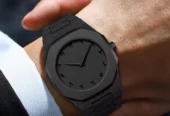 Black aura watch