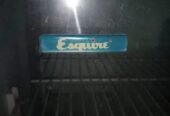 Esquire Refrigerator – Like New