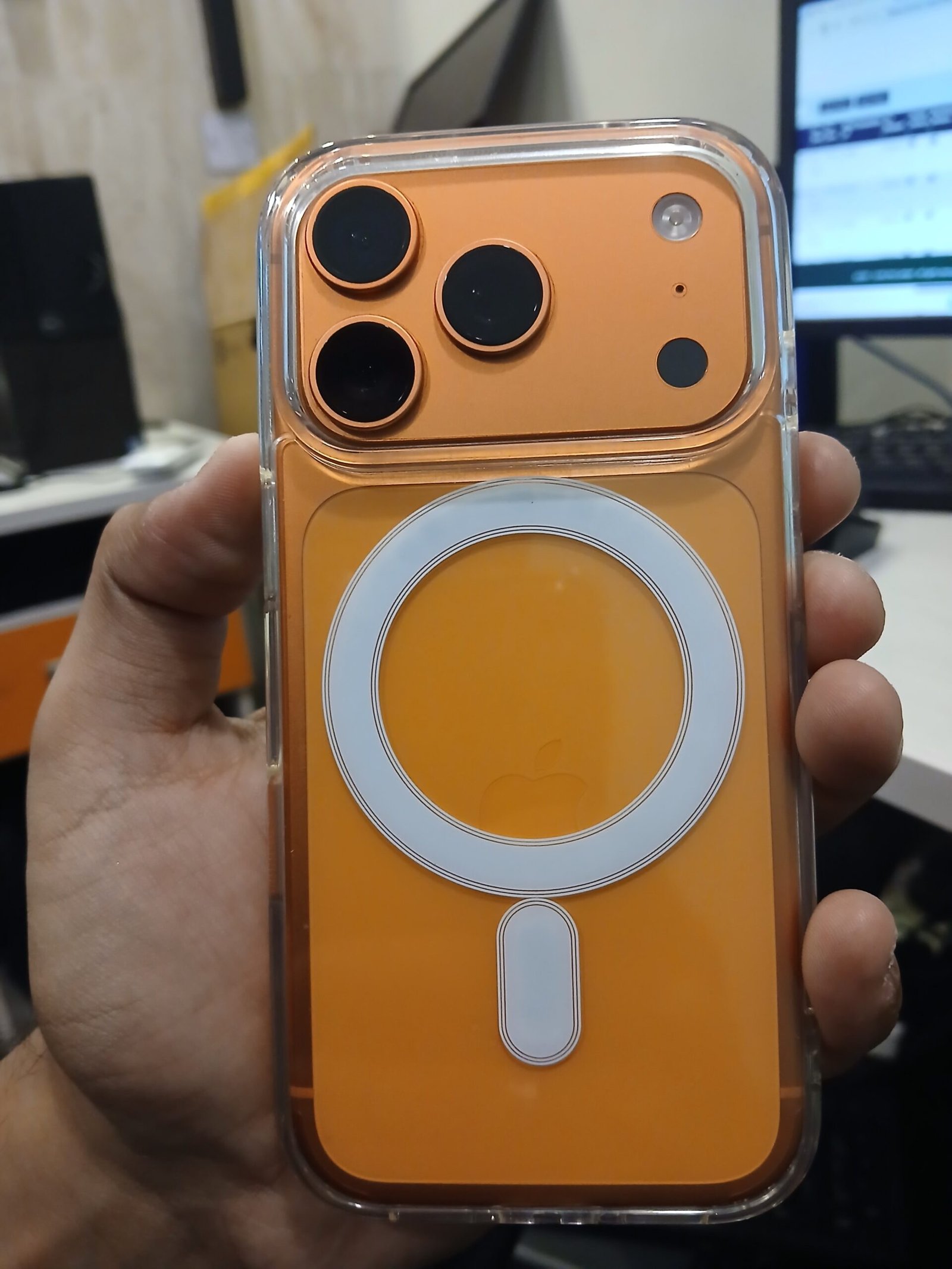 Iphone 17 Pro Waterpack