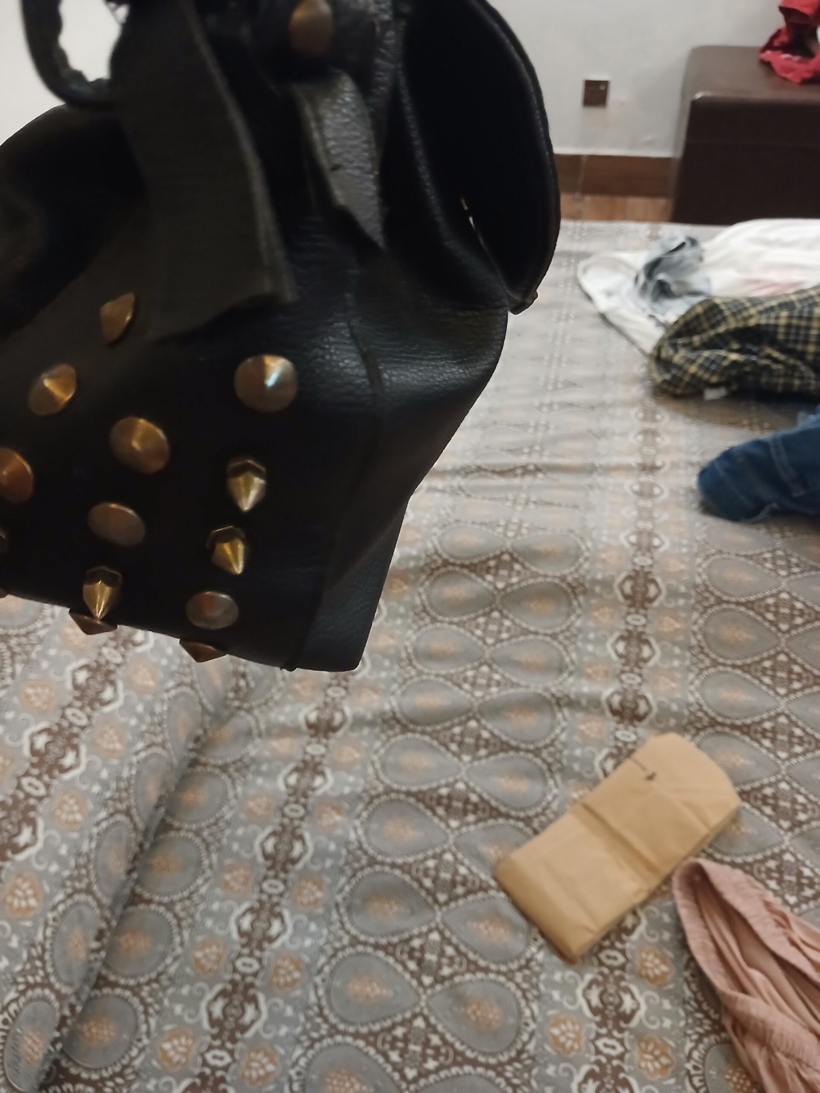 Pure leather ladies bag