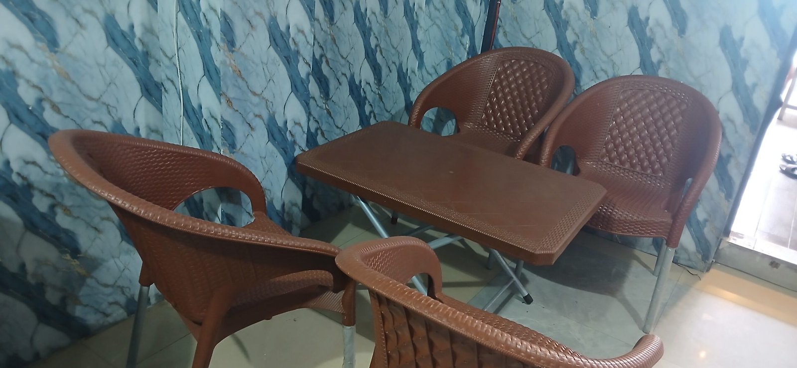 Comfortable Chairs and Tables( 6 set )