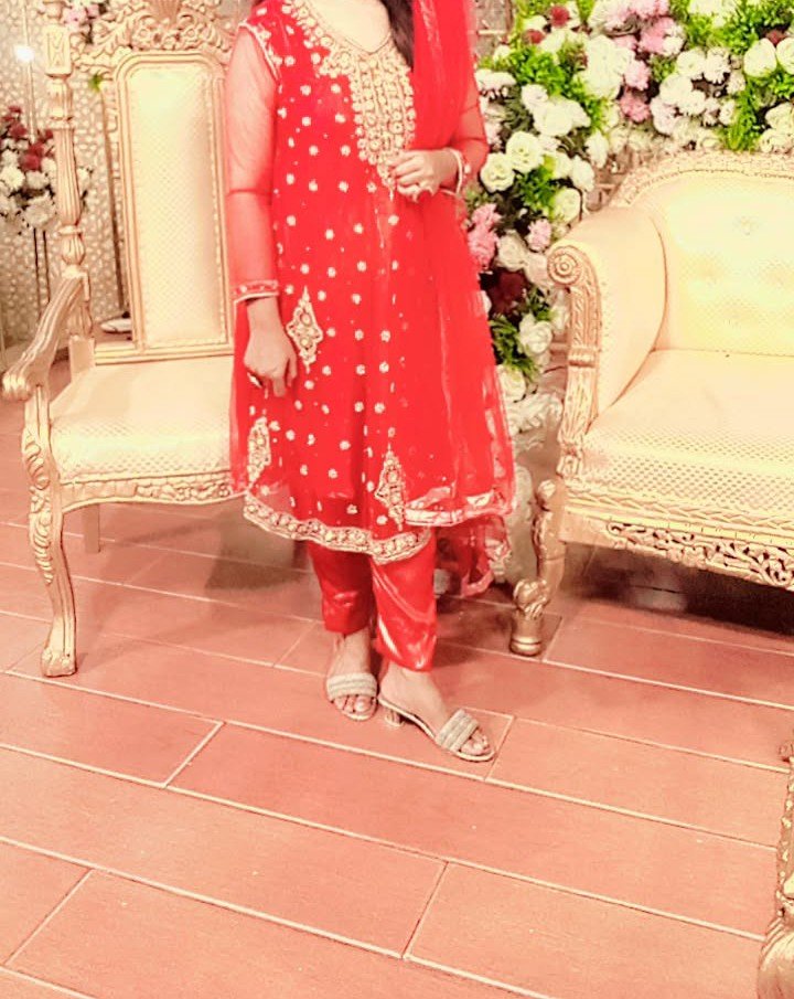 red frak golden kaam kai sath