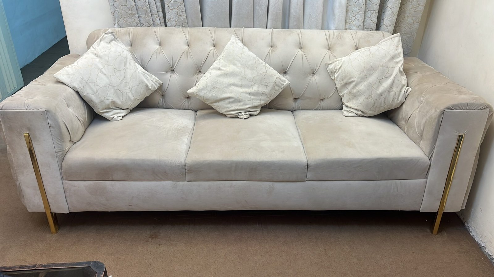 6seater sofa