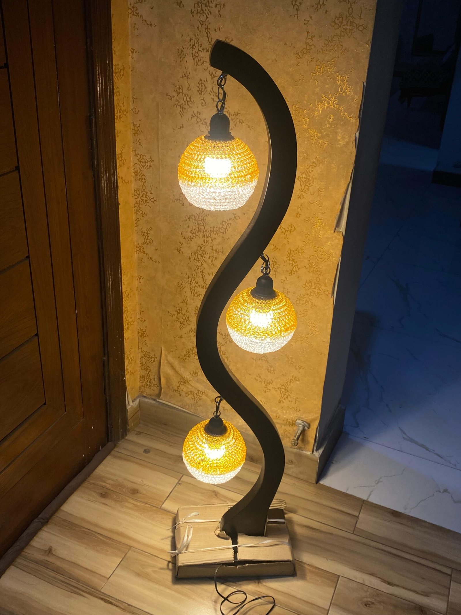 Lamp stand