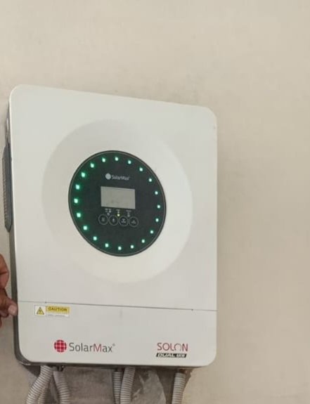 Solar Max Solon dual 6kw Hybrid Inverter