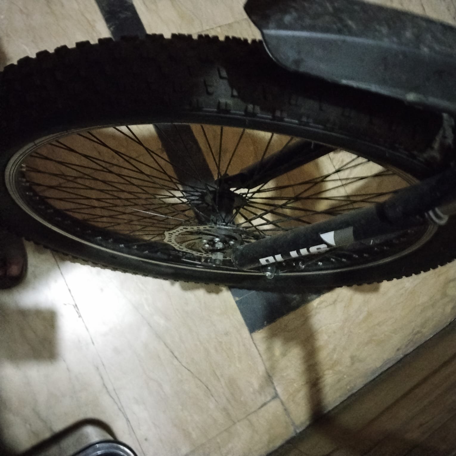 Mountain Bike 26″ PLUS | Disc Brakes | Neat & Clean