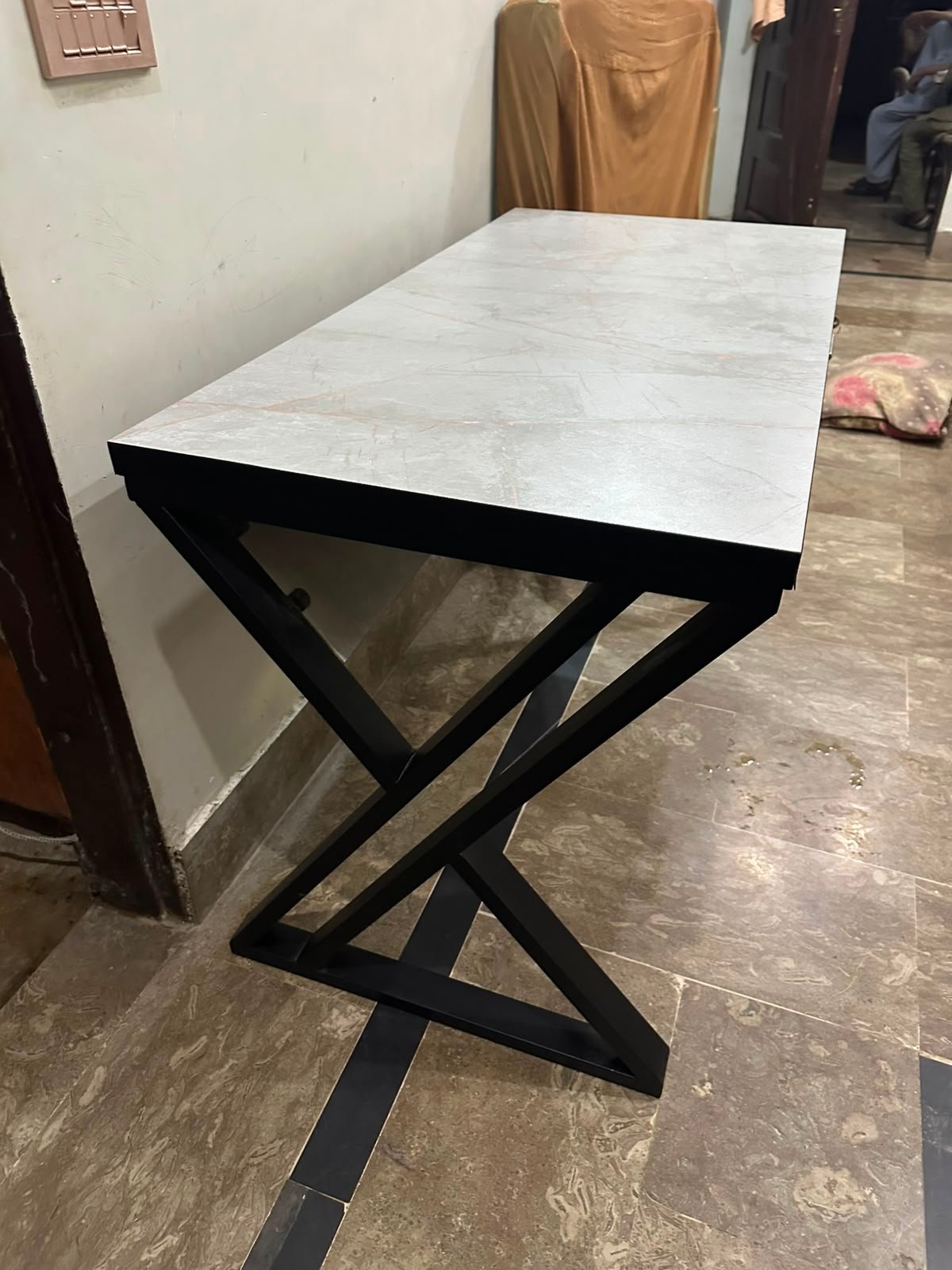 Office table