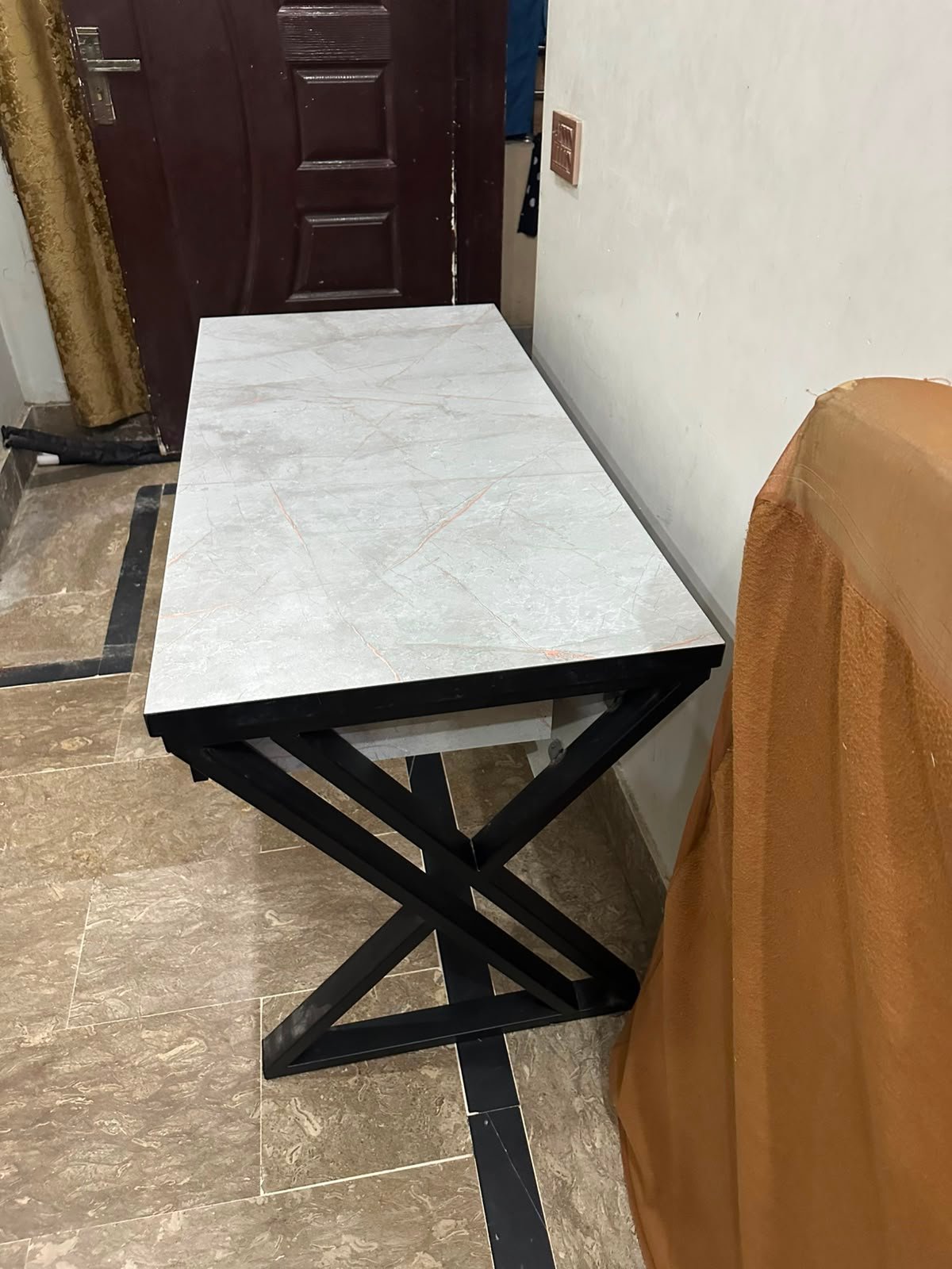 Office table