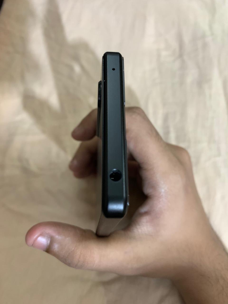 Sony Xperia 5 Mark 4.8GB RAM/128GB ROM. 10 x 10 condition.