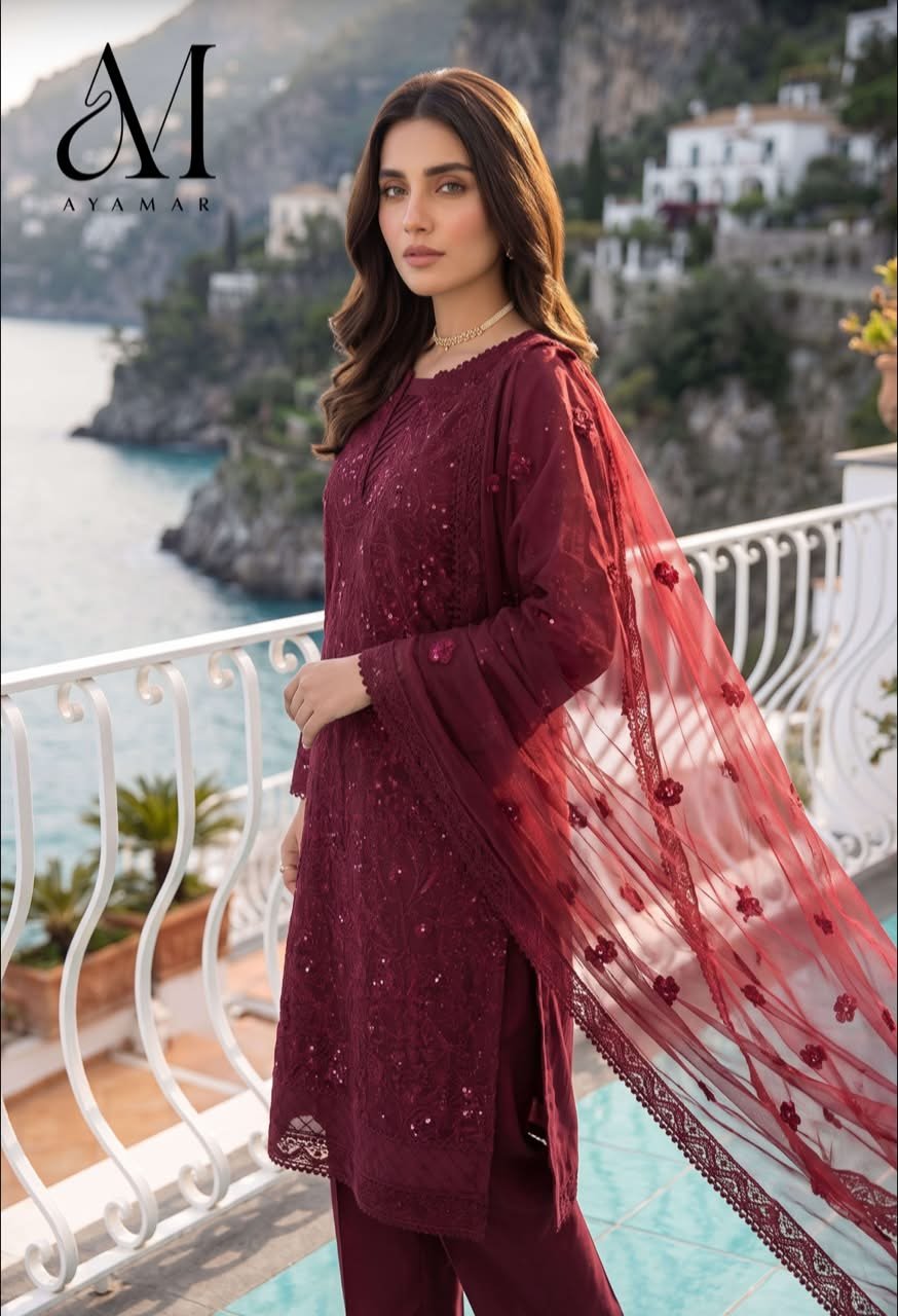BIGGEST SALE ON PAKISTANI LADIES DRESSES