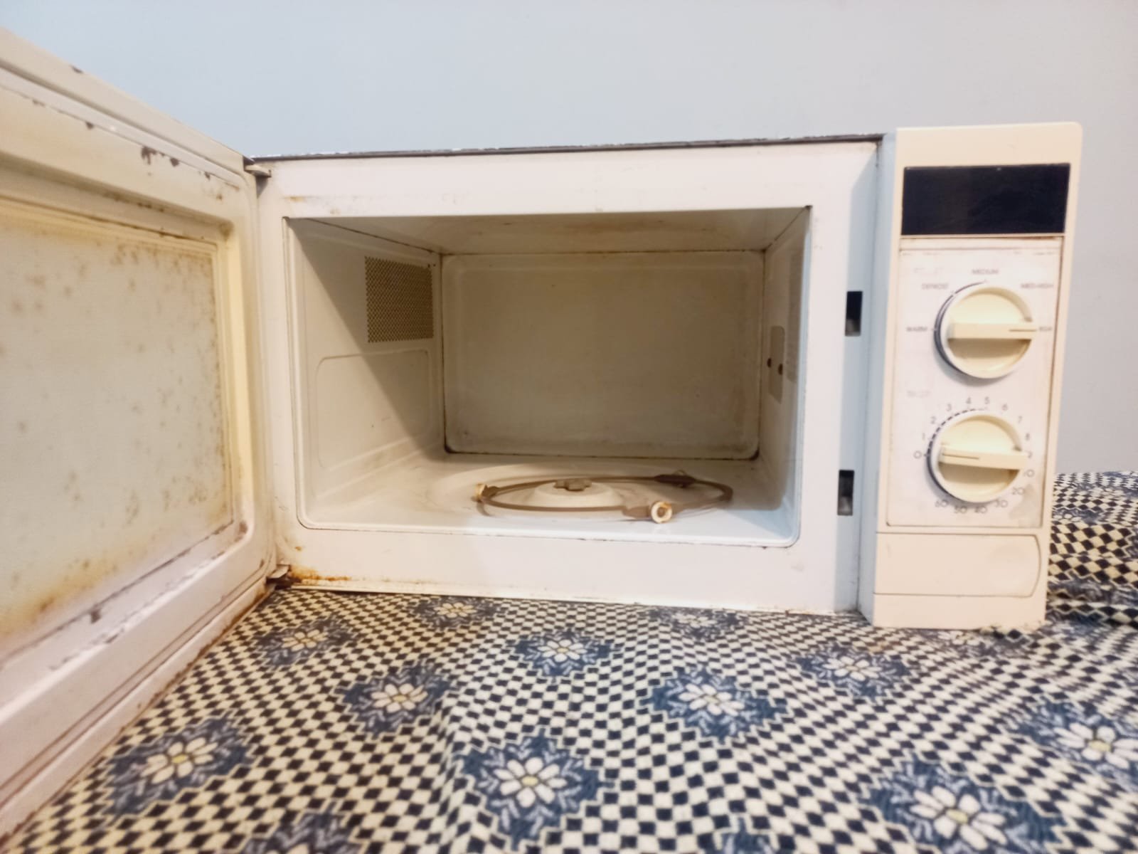 Oven for sale