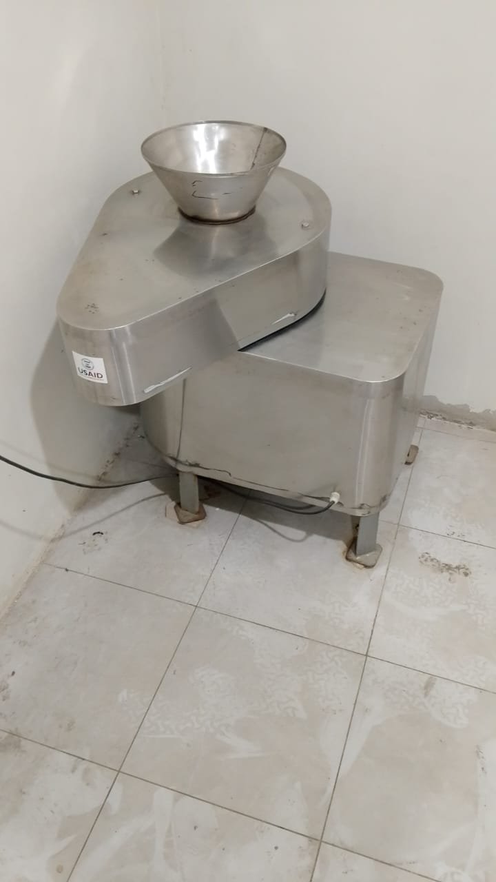 4 Potato cutter lays cutting machine