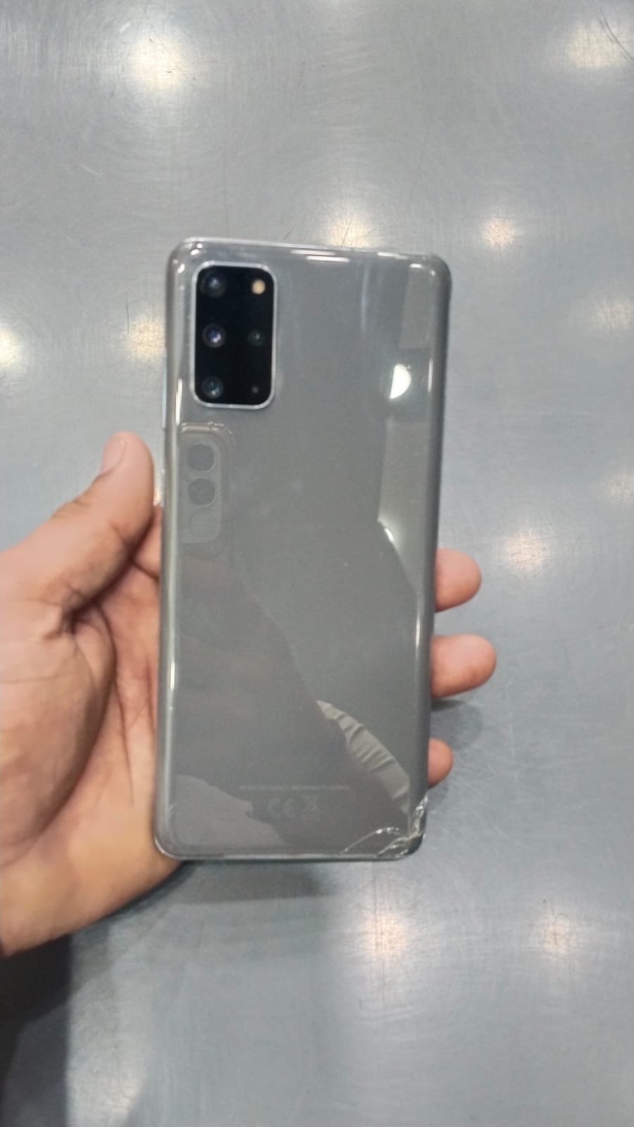 Samsung s20plus