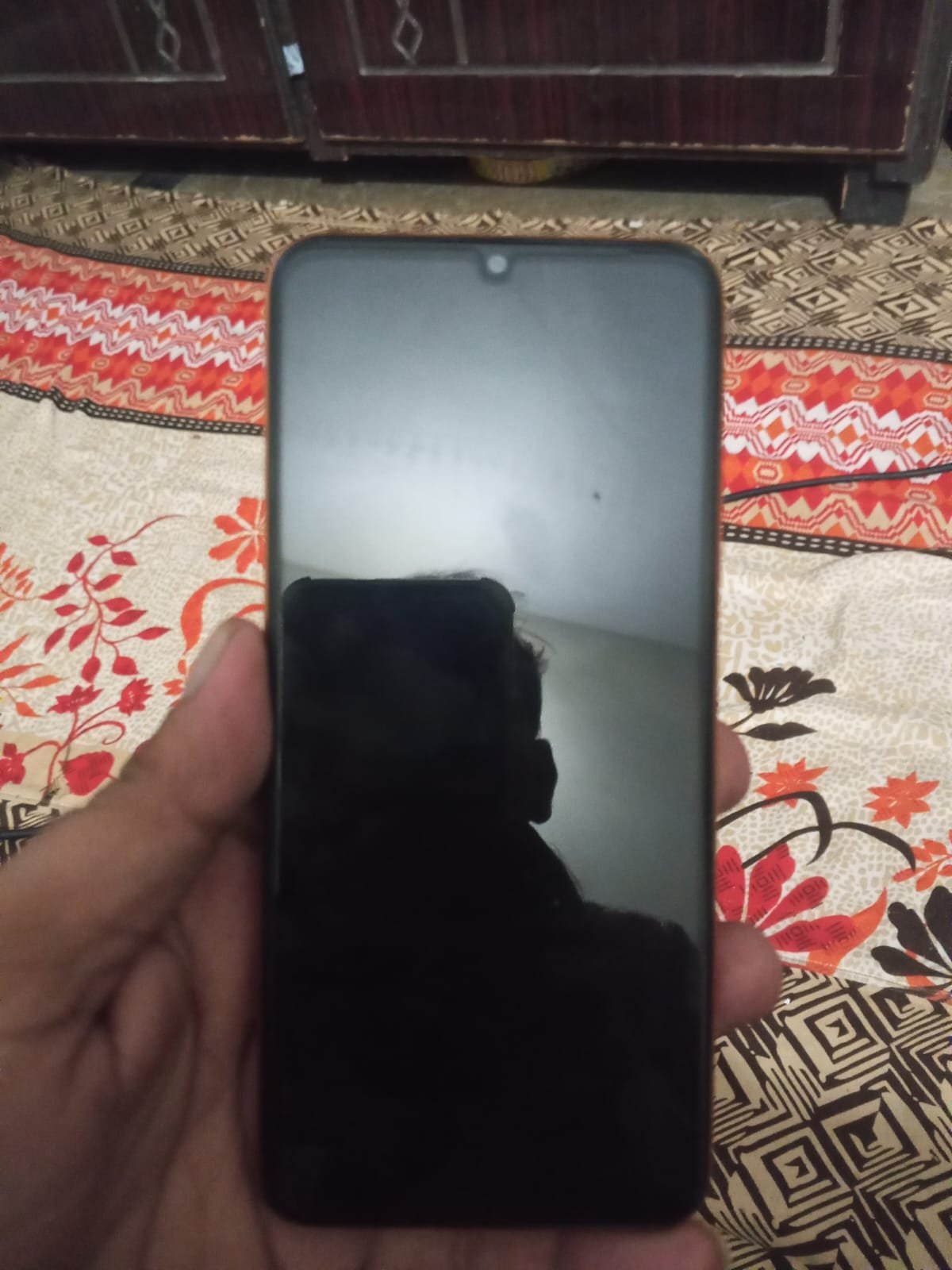Segu note70 4+4/128 Acha phone hai just box open