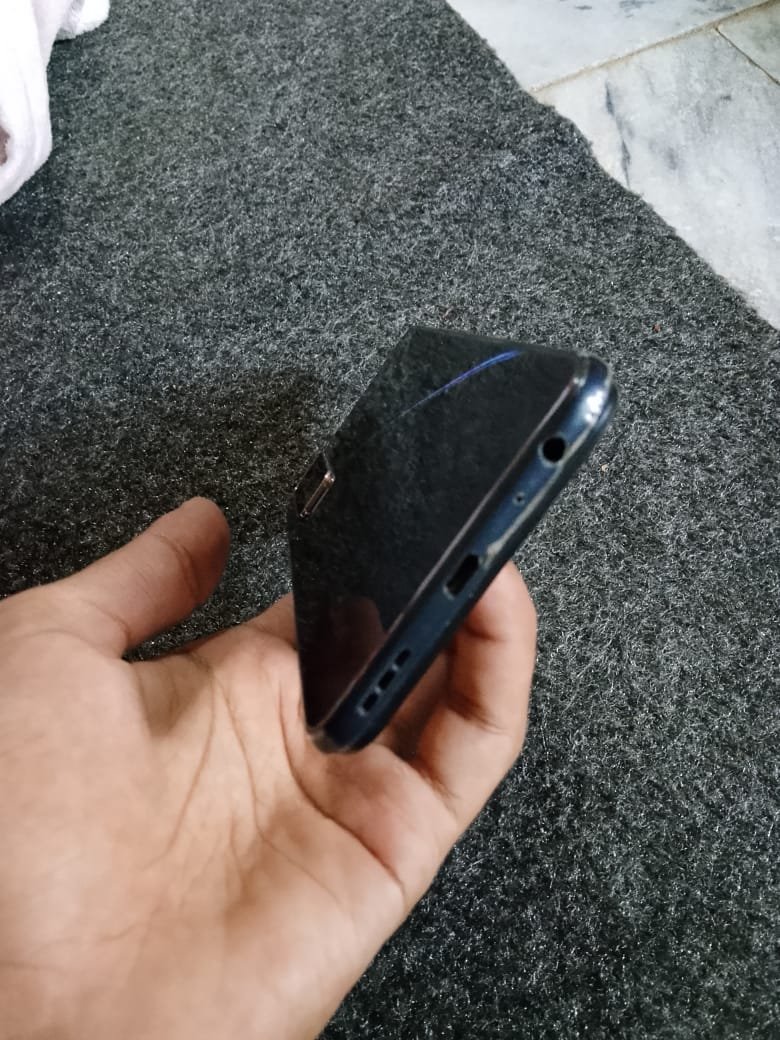 Vivo y20s 8/256GB