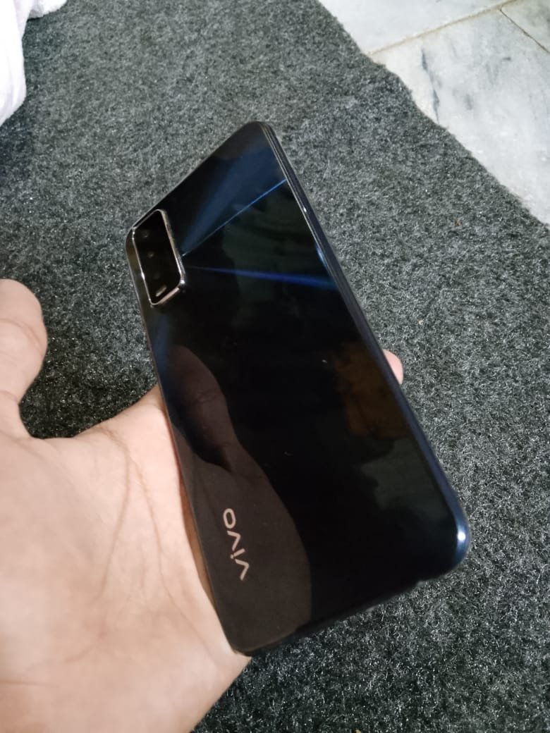 Vivo y20s 8/256GB