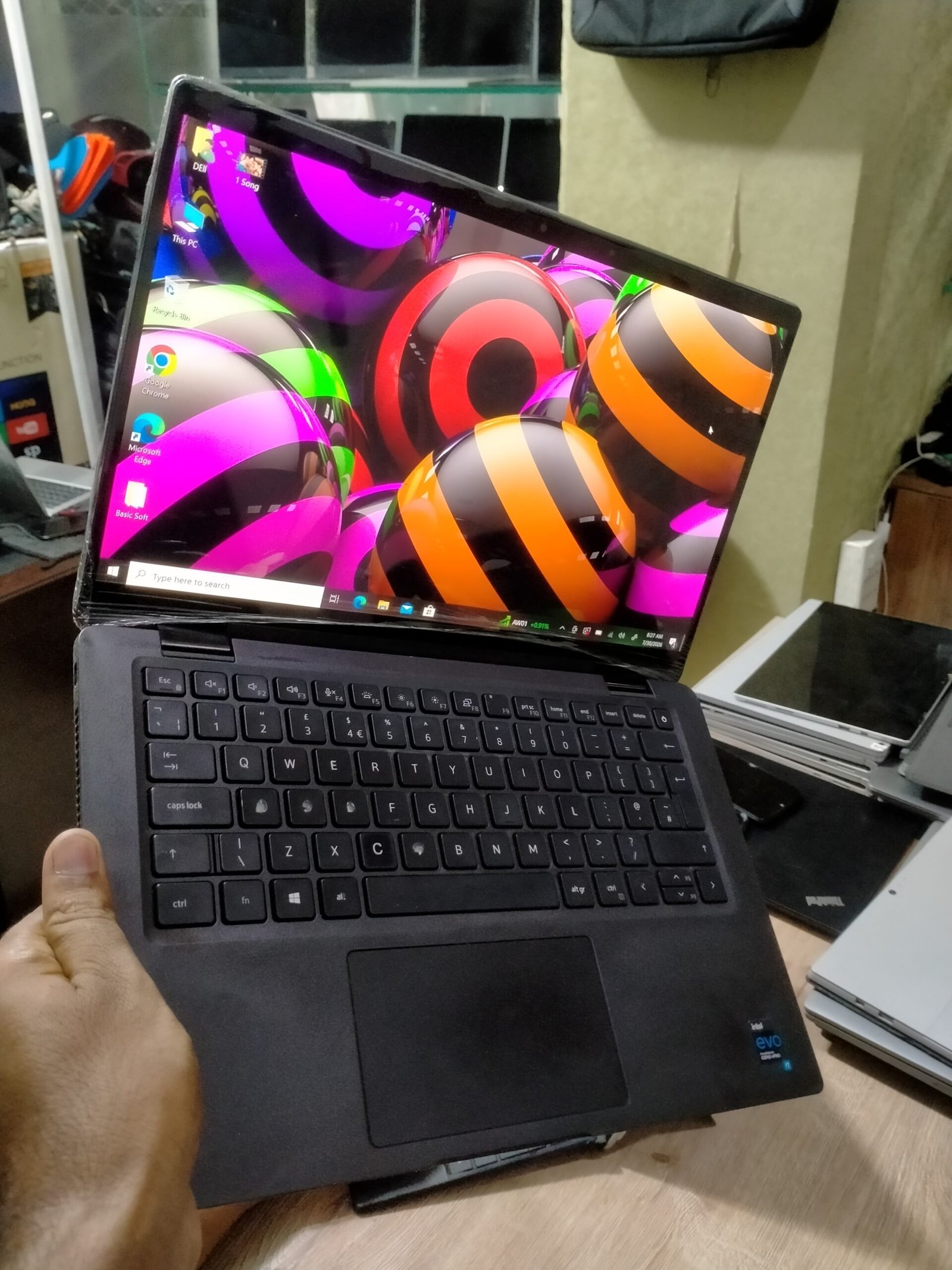 Dell latitude 7420 Intel Core i711th Generation 16GB Ram