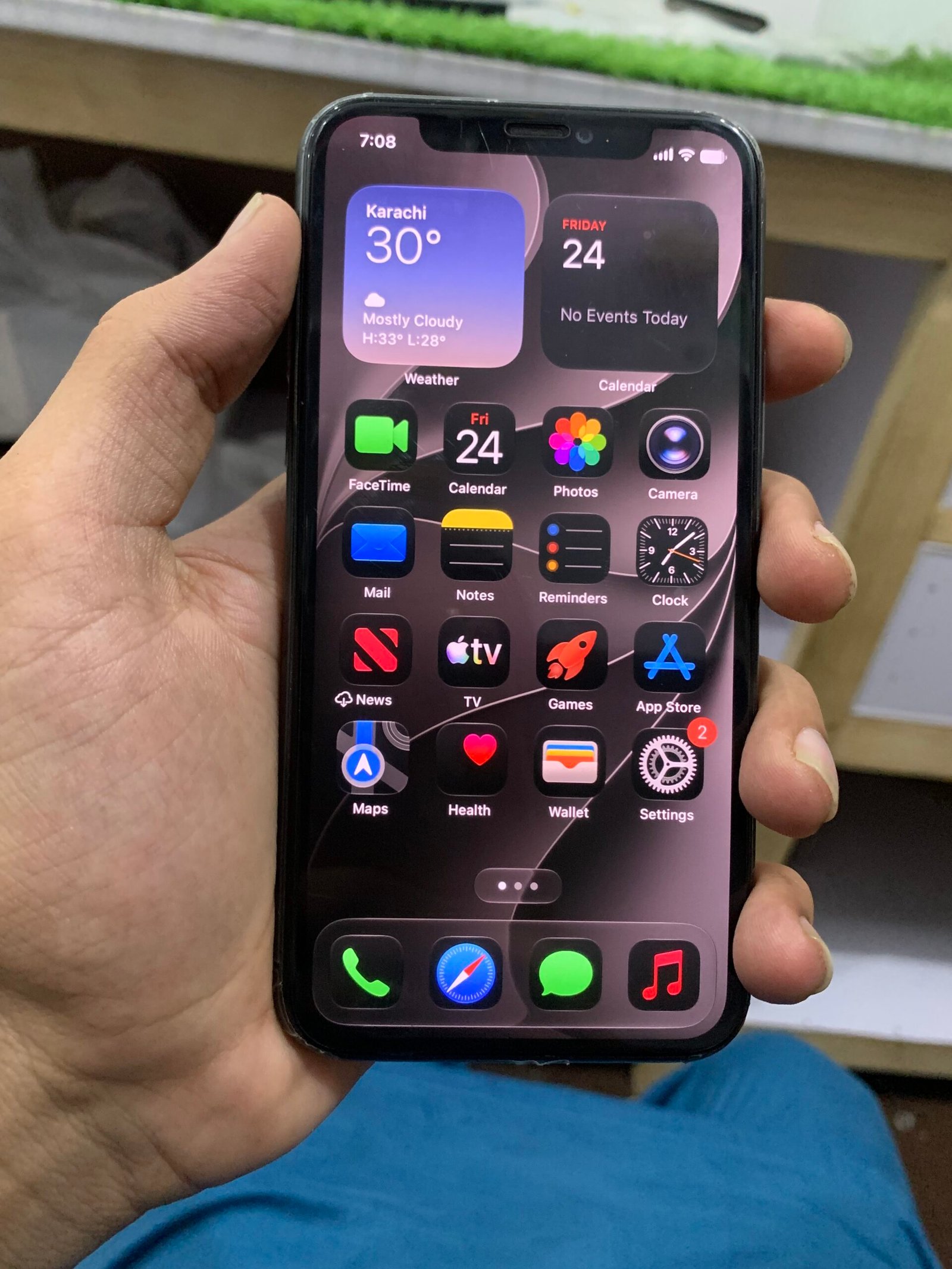 iphone 11 pro 64gb FU exchange possible 03117499860