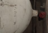 Car LPG Cylinder for sale with kit few days used