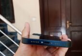 I phone 13 Jv battery health 95% color black condition okay