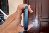 I phone 13 Jv battery health 95% color black condition okay