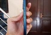 I phone 13 Jv battery health 95% color black condition okay